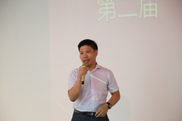 3.卢总.JPG